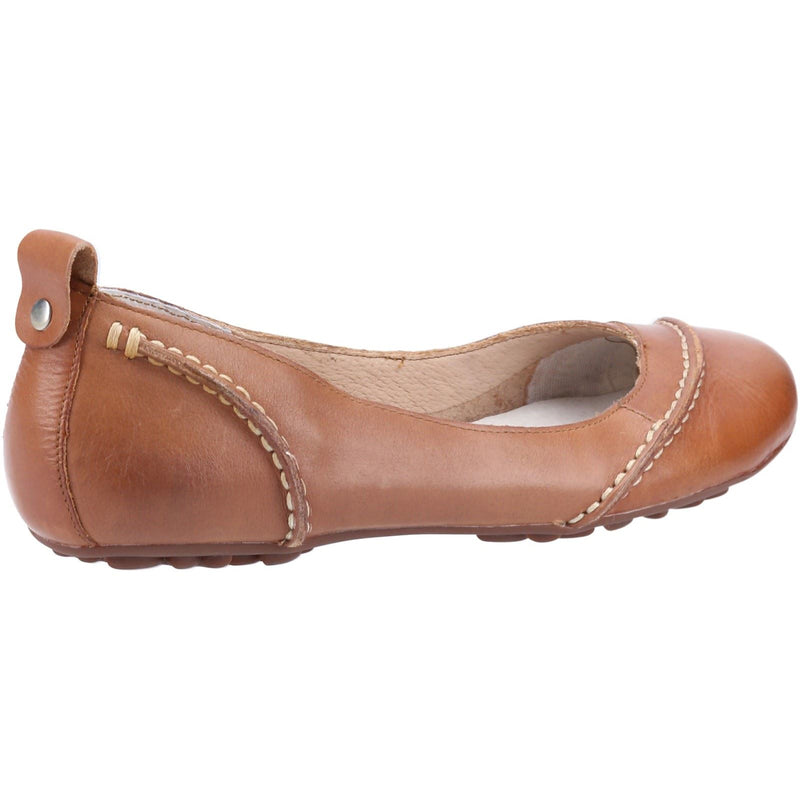 Hush Puppies Janessa Leren Dames Tan Flats